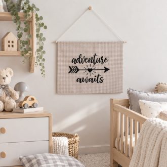 ΥΦΑΣΜΑΤΙΝΟ ΠΛΑΙΣΙΟ "ADVENTURE AWAITS" ΣΕ ΑΠΑΛΟ ΚΑΡΟ ΜΠΕΖ